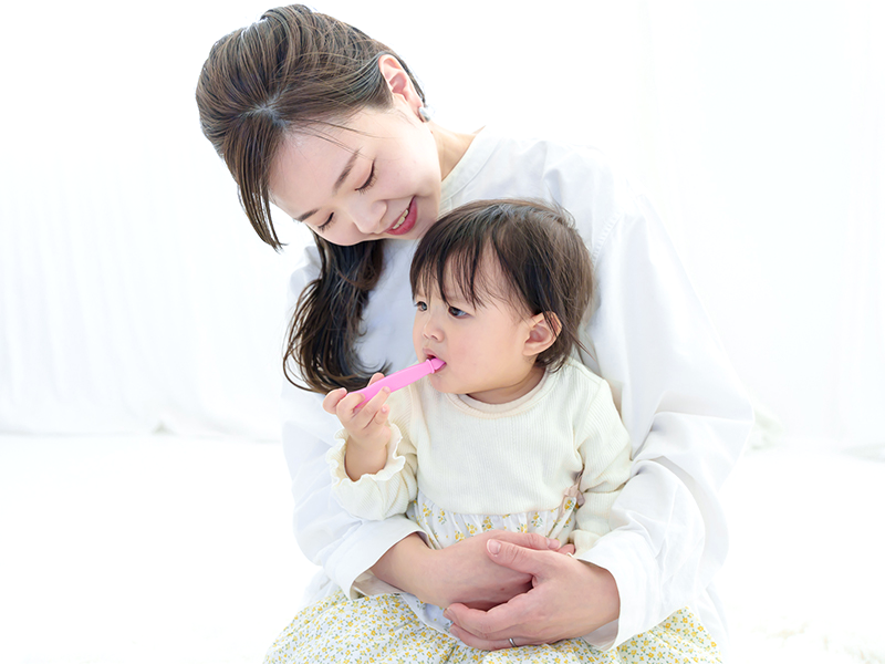 【口腔保健衛教】兒童牙膏幾歲開始用？ 何時看牙醫？0-6歲口腔保健全攻略